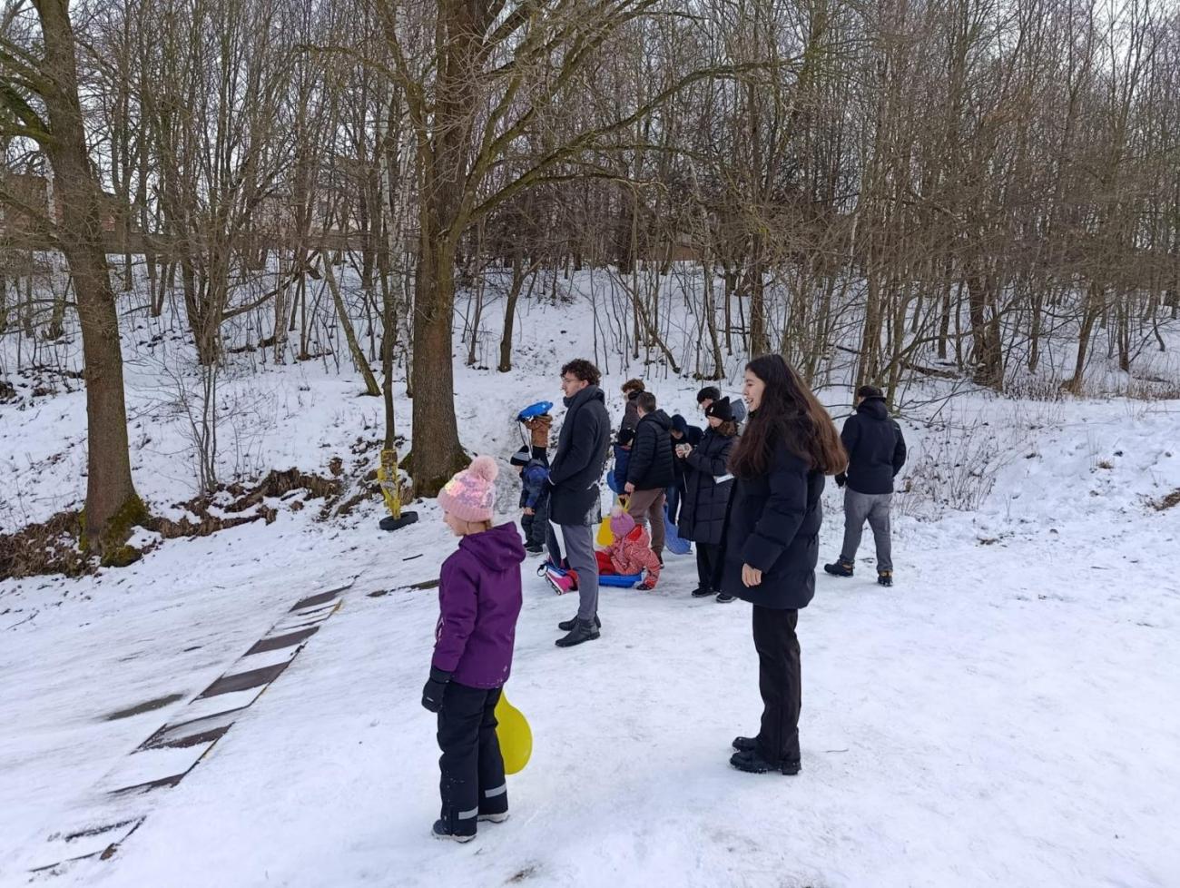 Společné zimní radovánky 1.C a 9.B