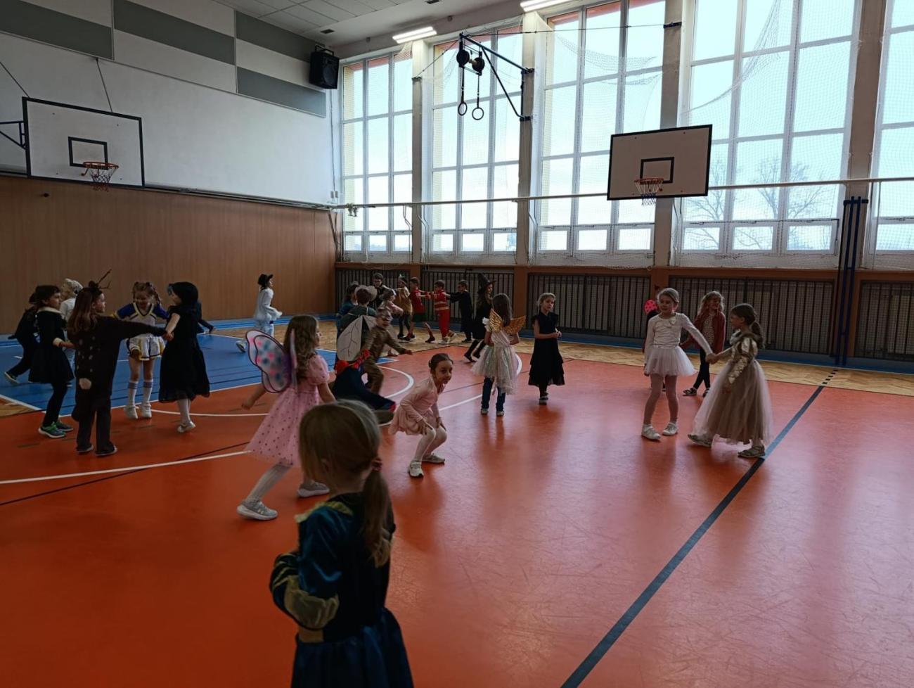 Karneval v 1. ročníku