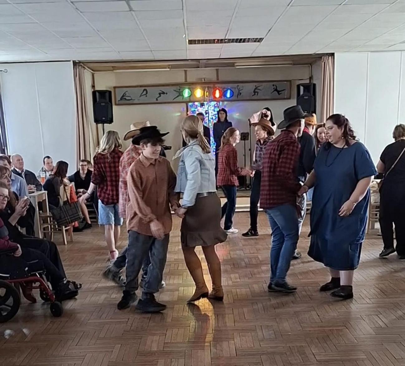 Předtančení na plese DTS Jihlava