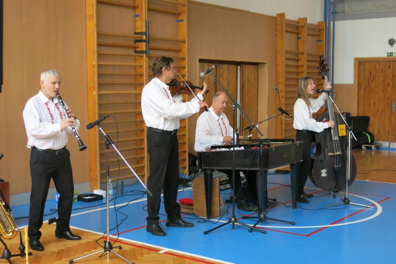 Cimbálová muzika Réva