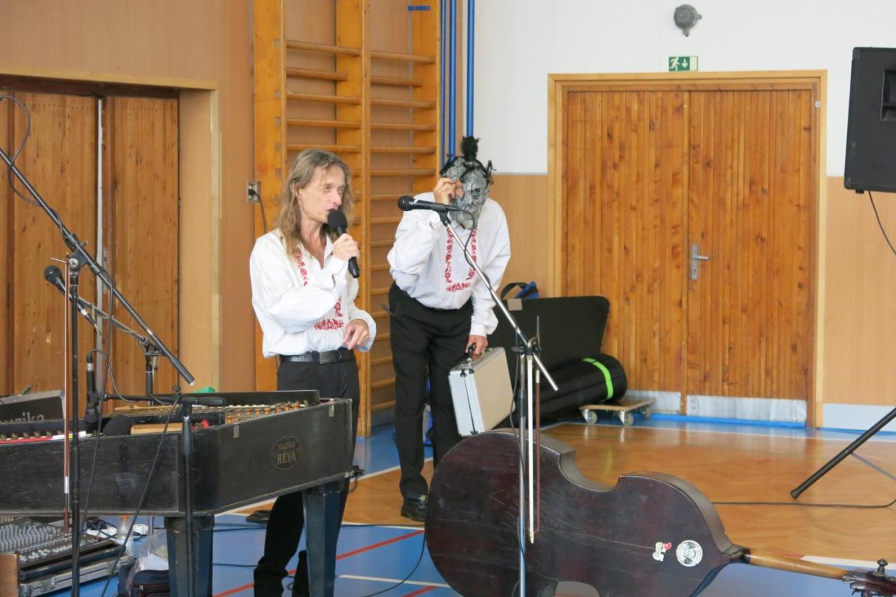 Cimbálová muzika Réva