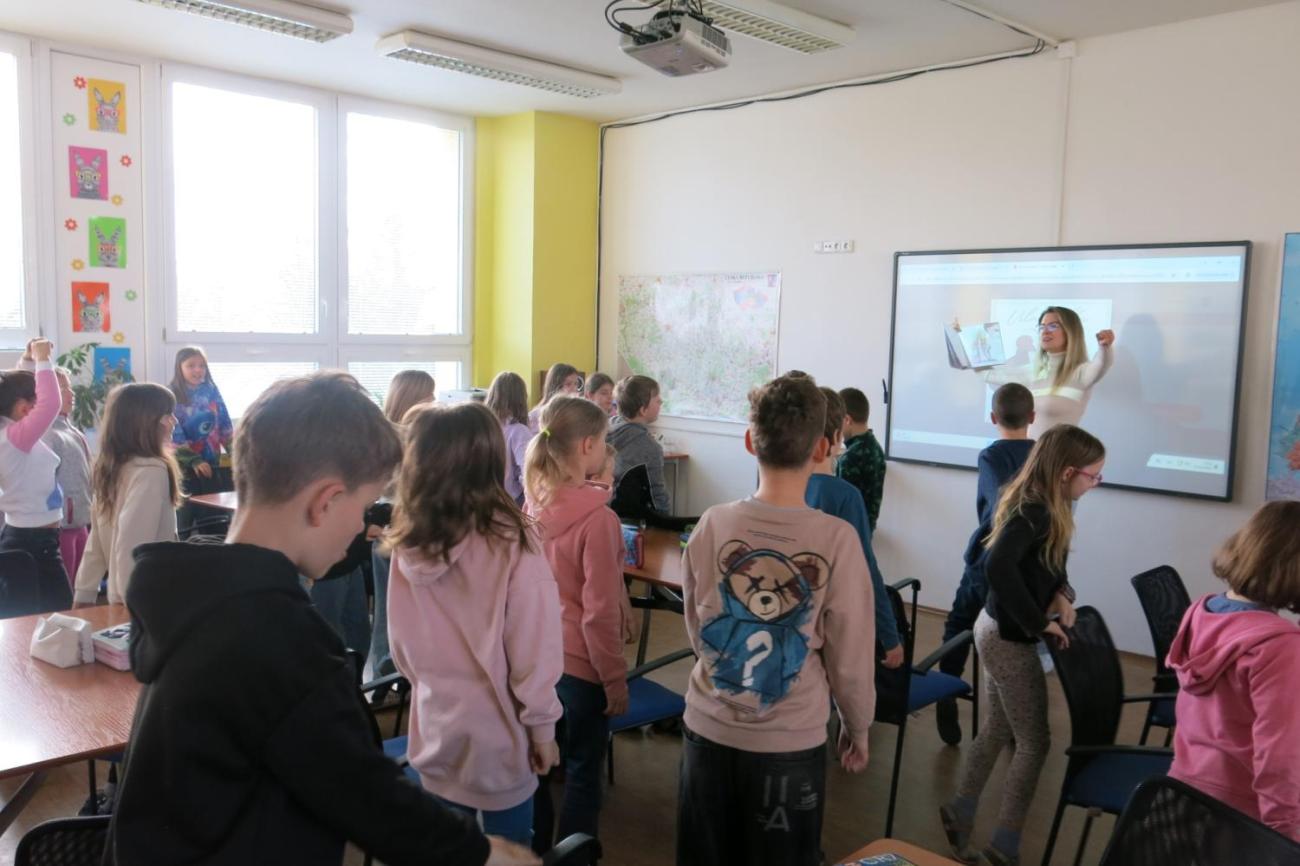 Beseda se spisovatelkou a ilustrátorkou Nelou Gálikovou 