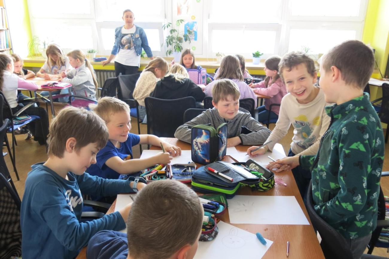 Beseda se spisovatelkou a ilustrátorkou Nelou Gálikovou 