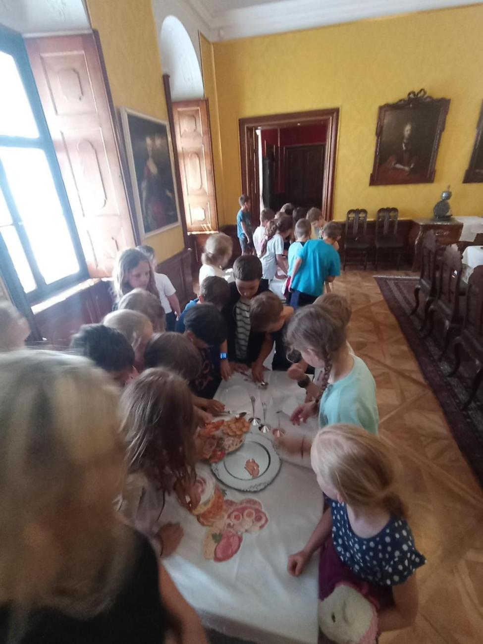 Třída 2.A na zámku v Jaroměřicích nad Rokytnou