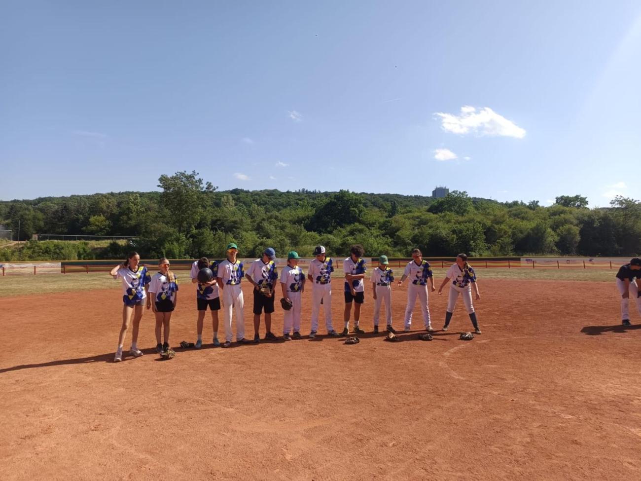 Mistrovství ČR škol ve slowpitchi – skvělé 4. místo pro náš tým