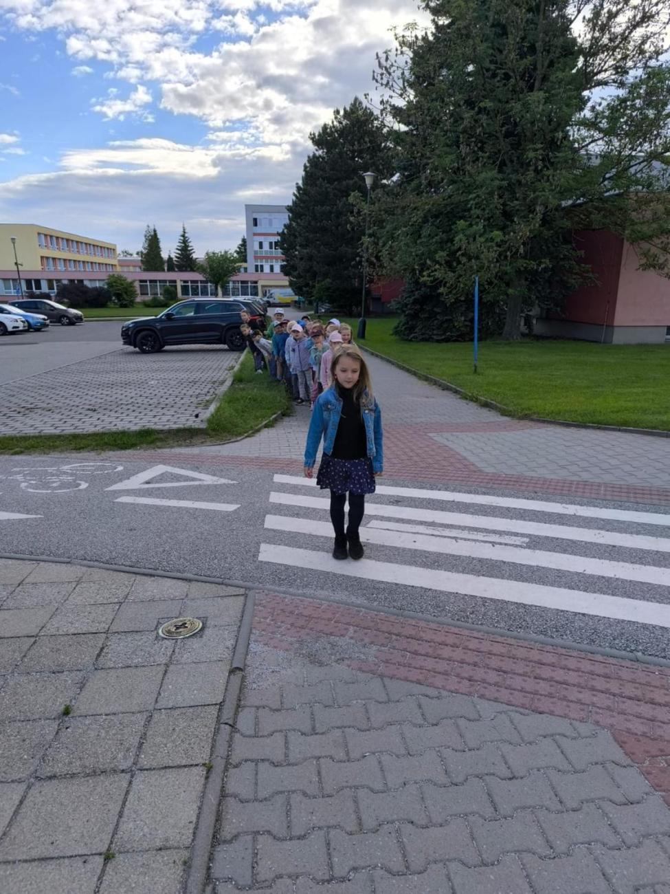 Spolupráce s městskou policií - Bezpečné přecházení vozovky 1.A