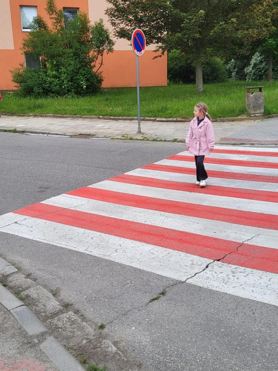 Bezpečné přecházení přes přechod  1.B