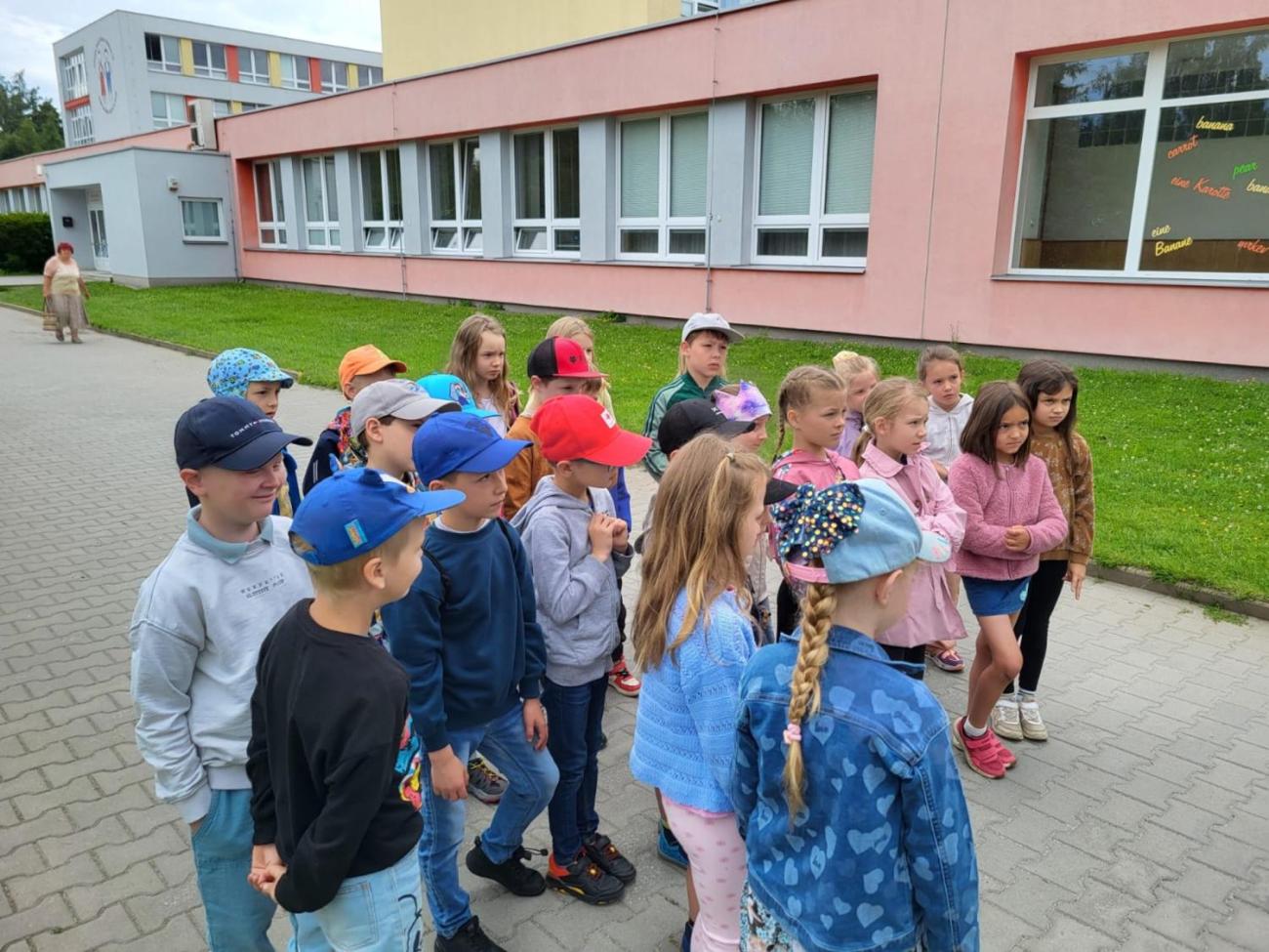 Bezpečné přecházení přes přechod  1.B