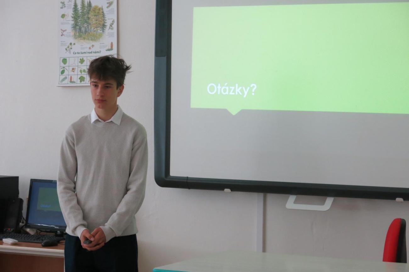 Deváťáci představili své seminární práce