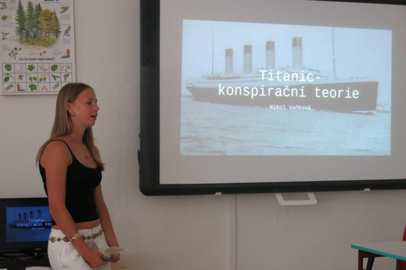 Deváťáci představili své seminární práce