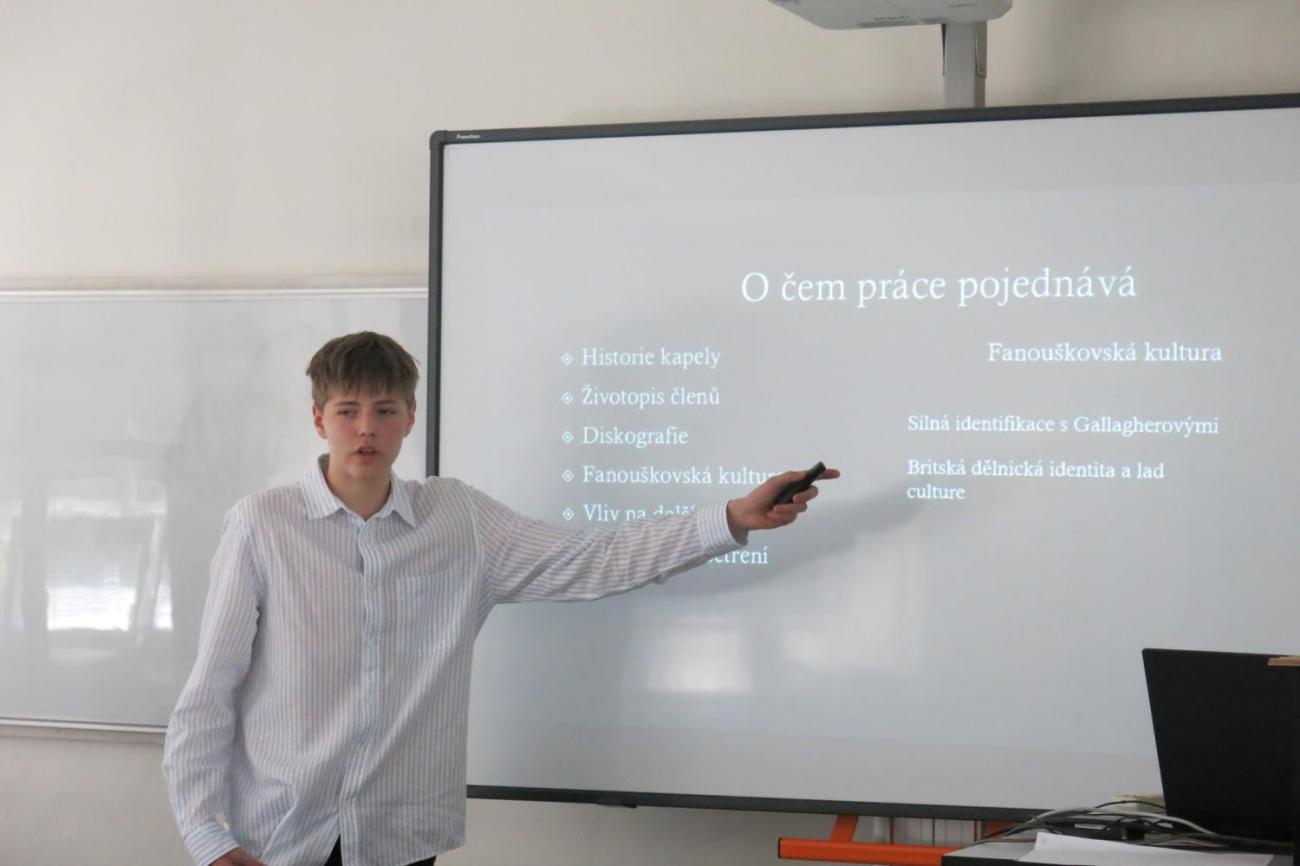 Deváťáci představili své seminární práce