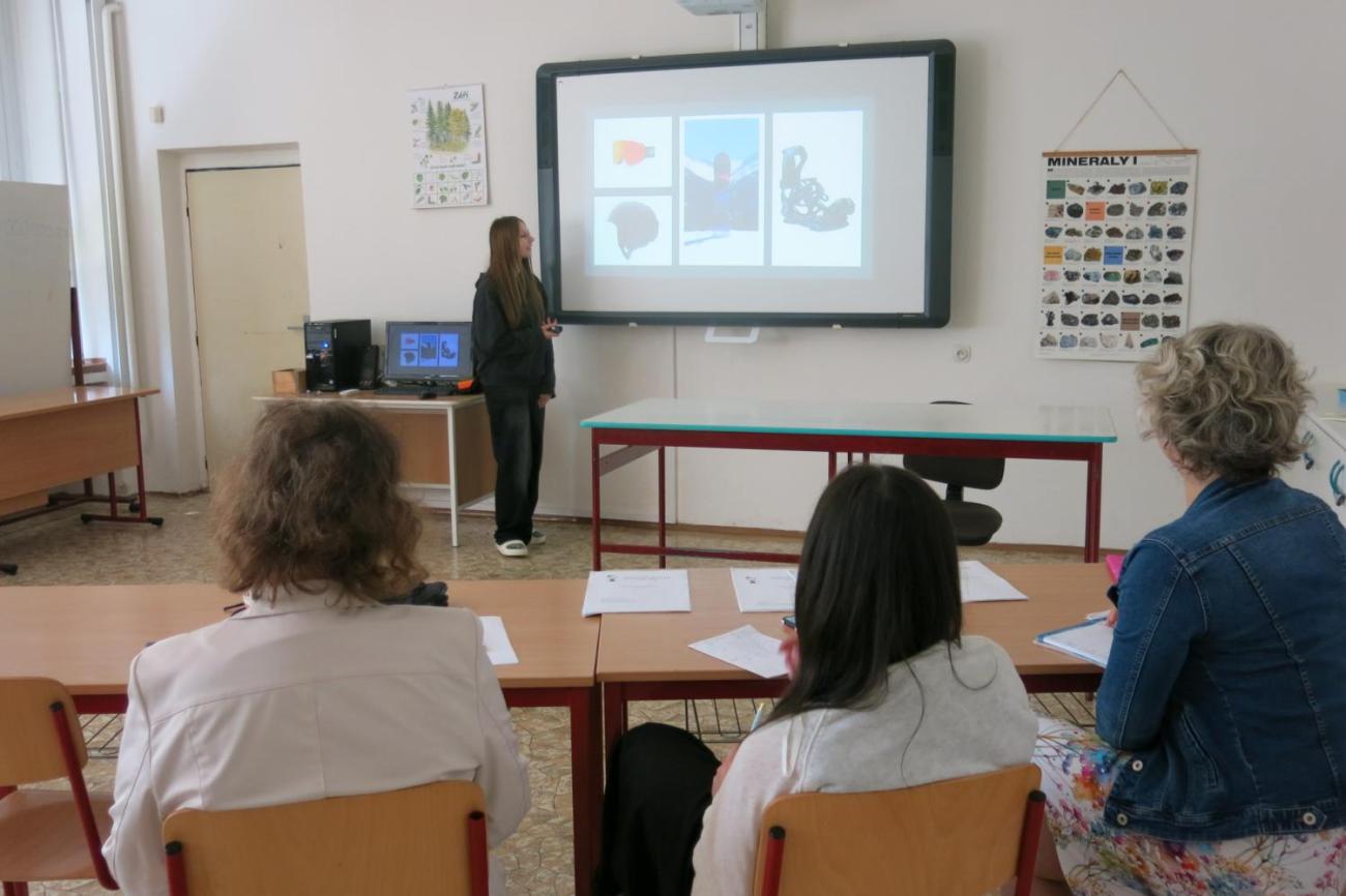 Deváťáci představili své seminární práce