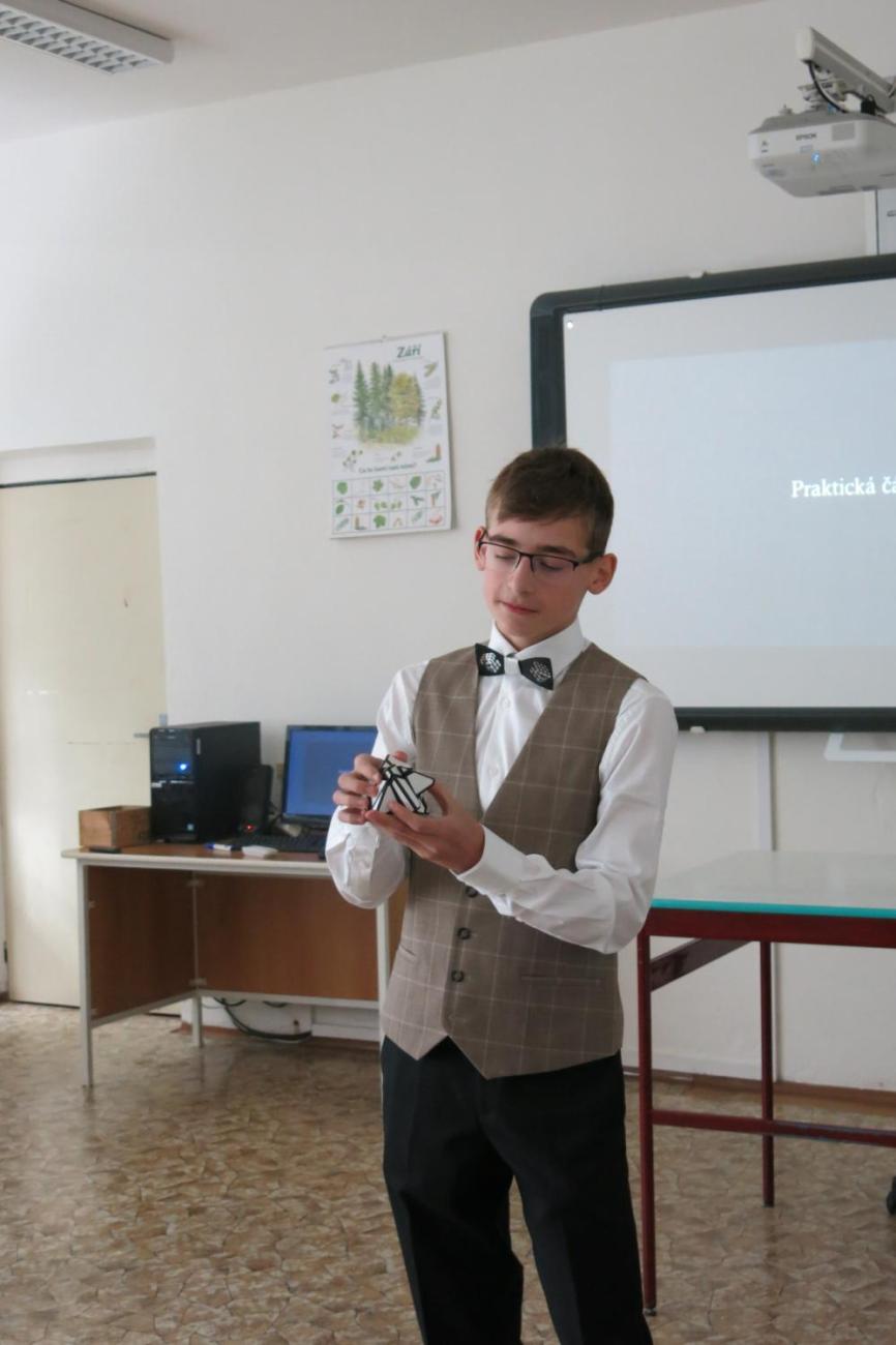 Deváťáci představili své seminární práce