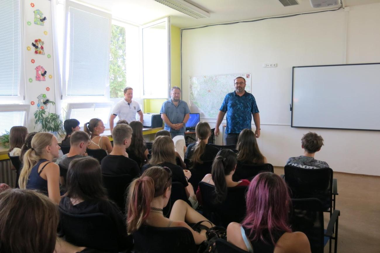 Deváťáci představili své seminární práce