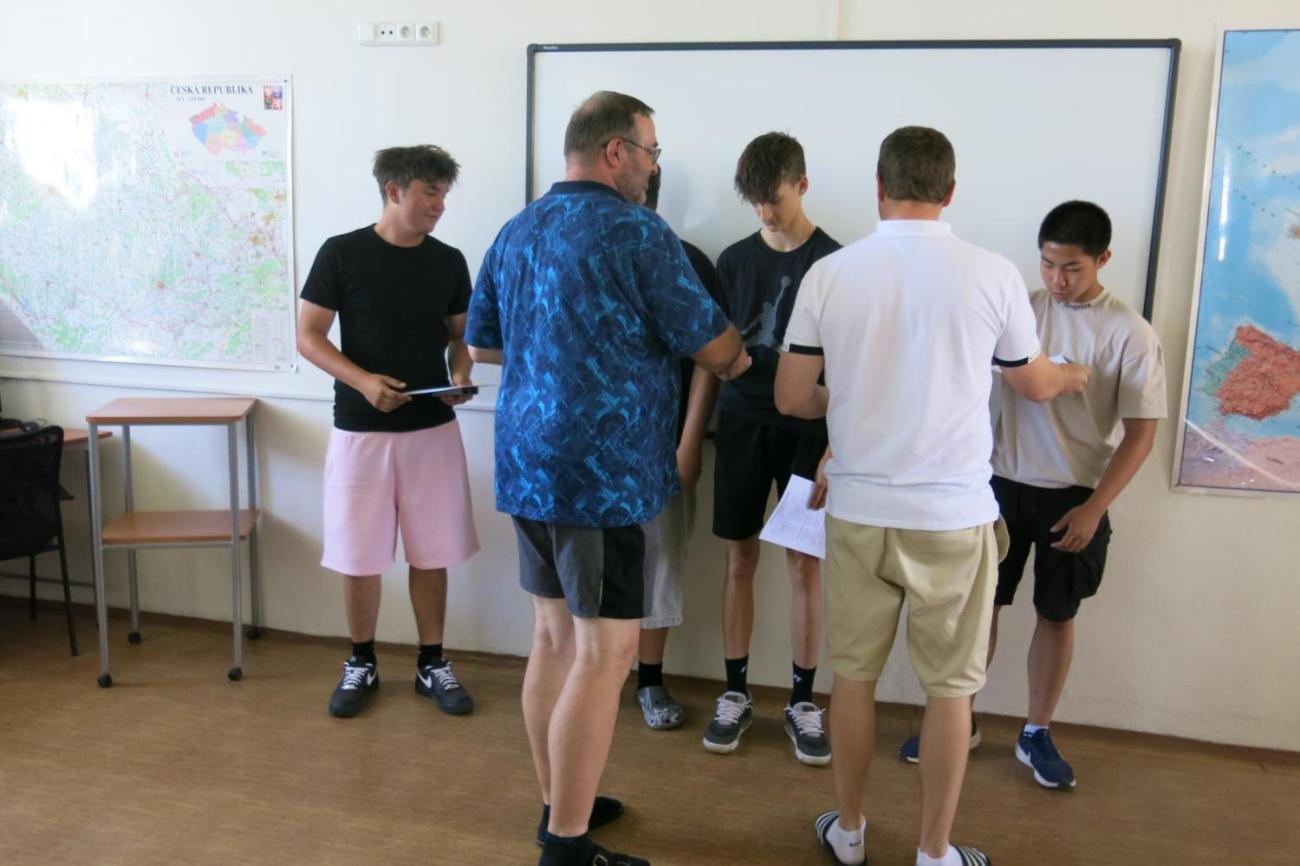 Deváťáci představili své seminární práce