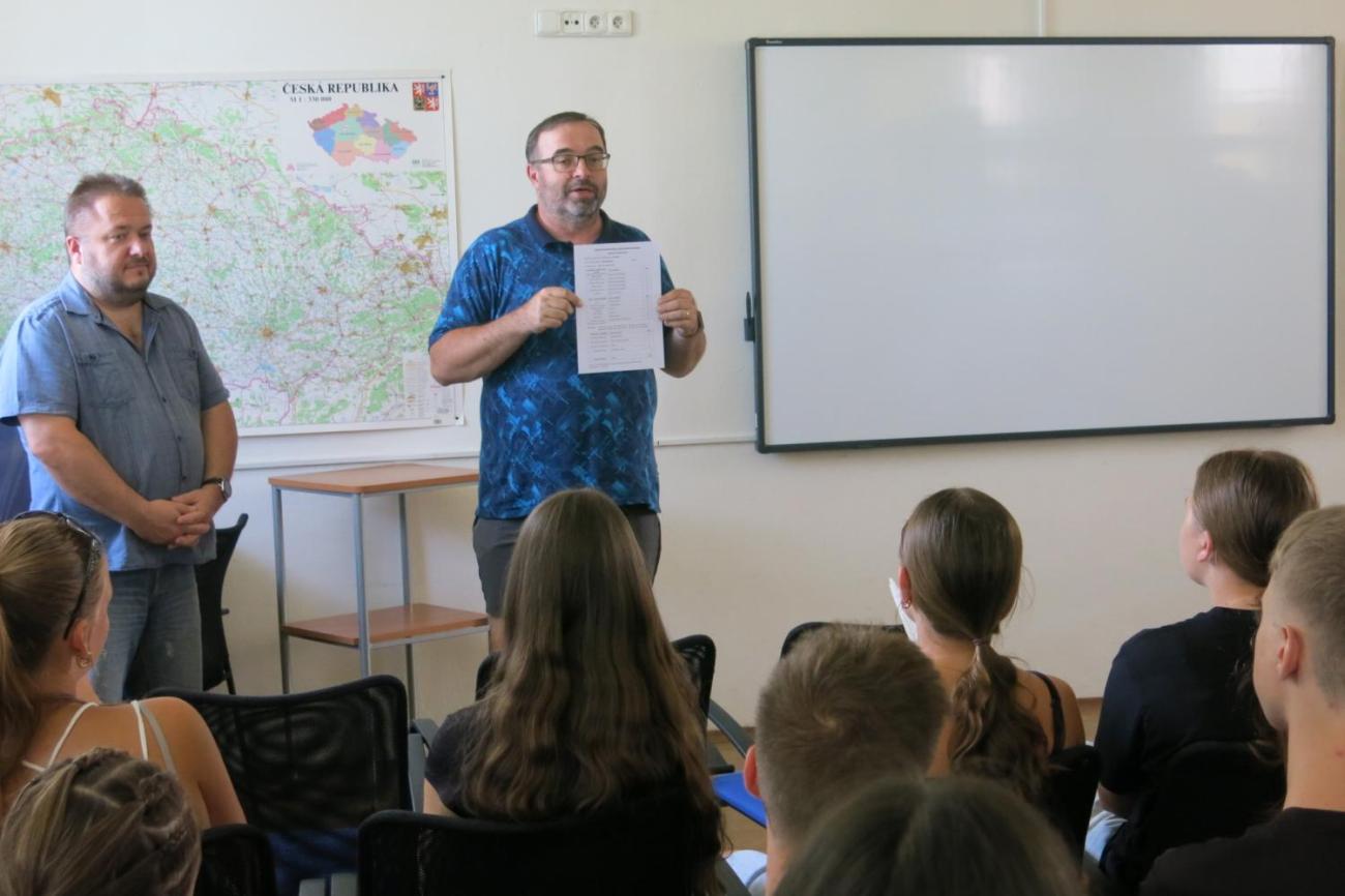 Deváťáci představili své seminární práce