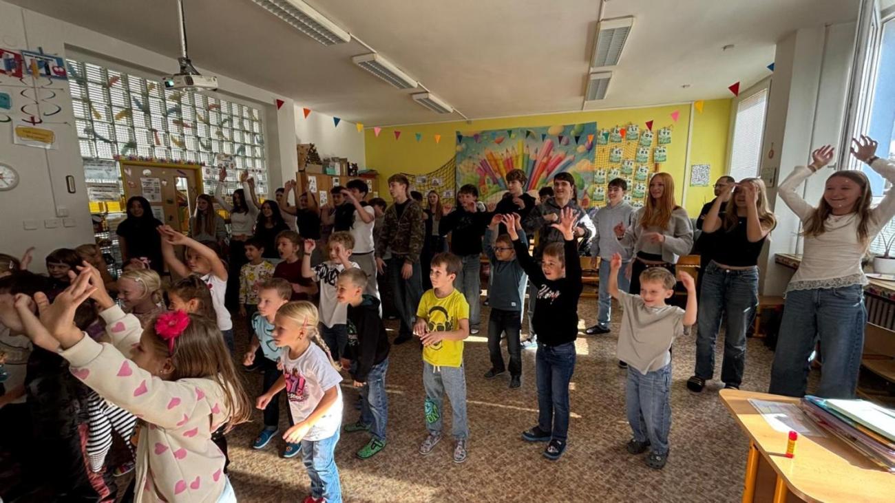 Evropský den jazyků: Jídlo spojuje  1.B a 9.B